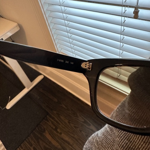 Valentino Garavani Rockstud Sunglasses - Picture 5 of 12